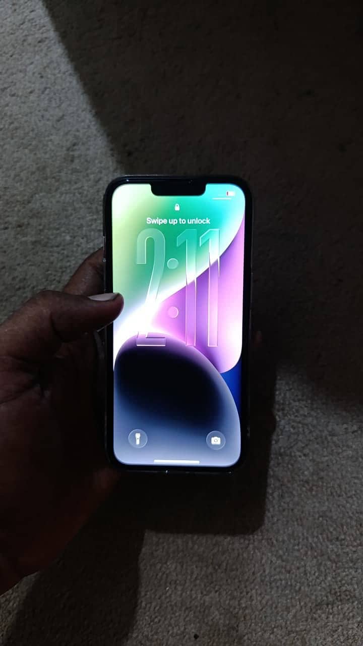 Apple iPhone 14 4