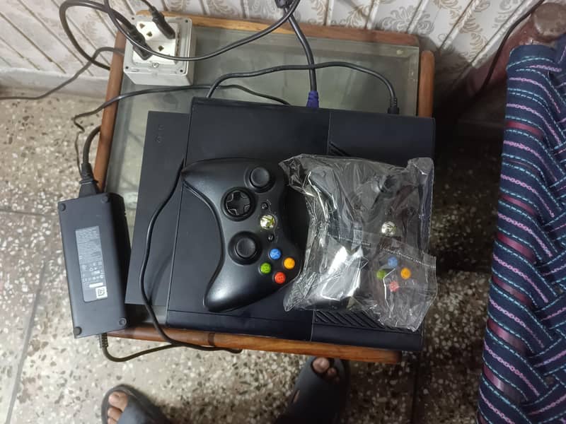 xbox 360 e slim 4