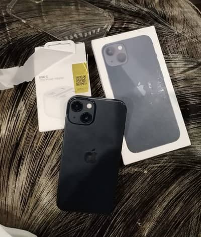 Apple iPhone 13