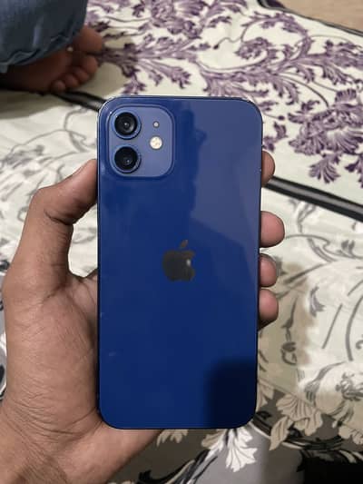 Apple iPhone 12