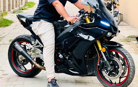 Yamaha r1m dual cylinder EFI Heavy bike