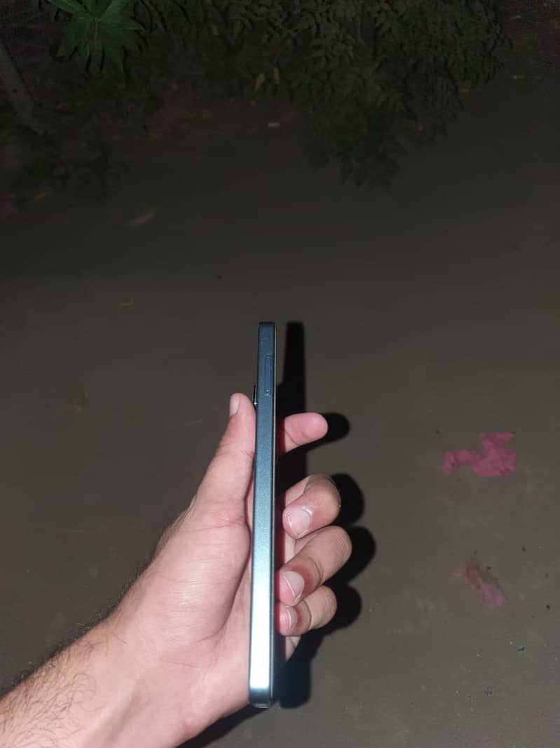 Xiaomi Redmi Note 13 Pro 3