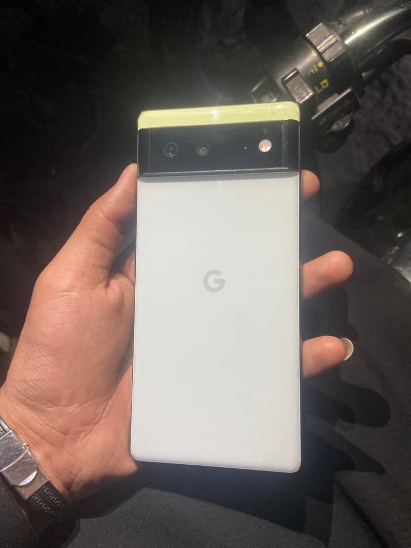 Google Pixel 6 3