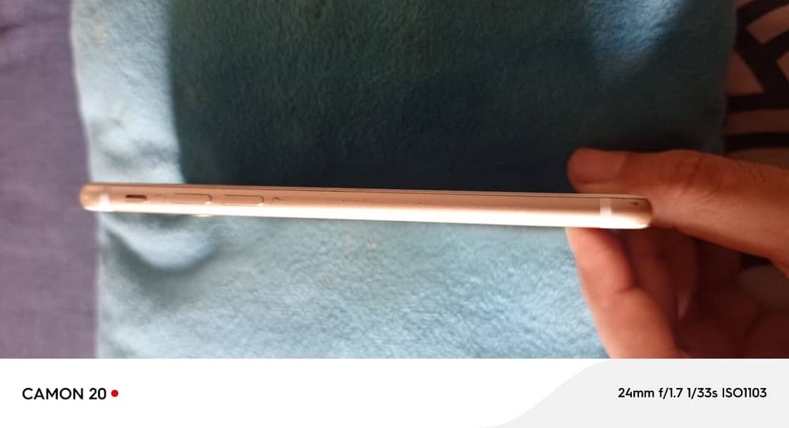 Apple iPhone 7 2