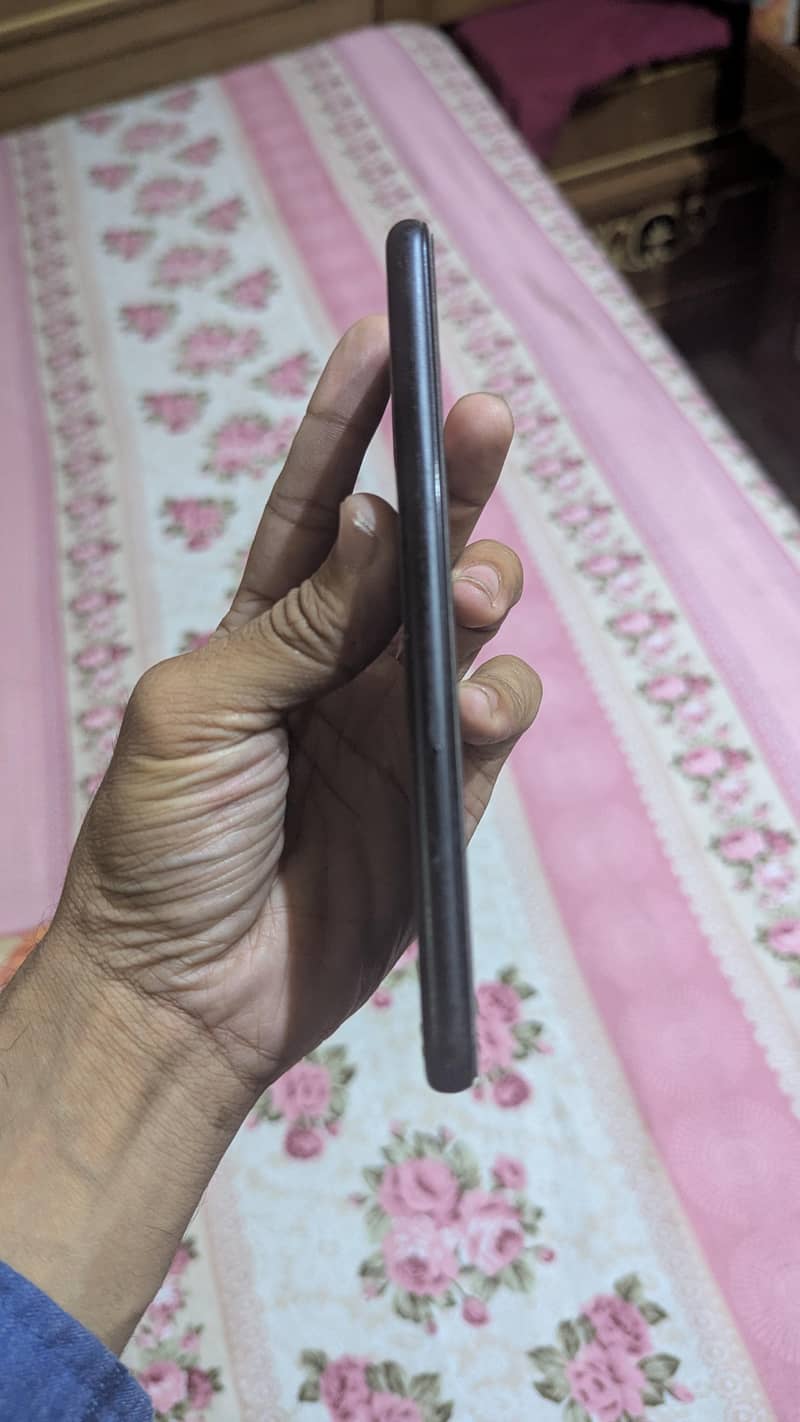 Google Pixel 4a 5G 3