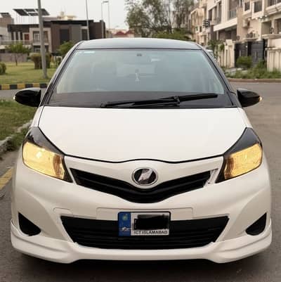 Toyota Vitz 2012