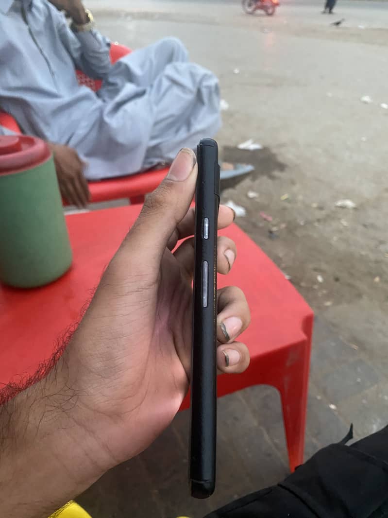 Google Pixel 7a 4