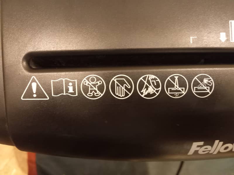 paper shredder 1