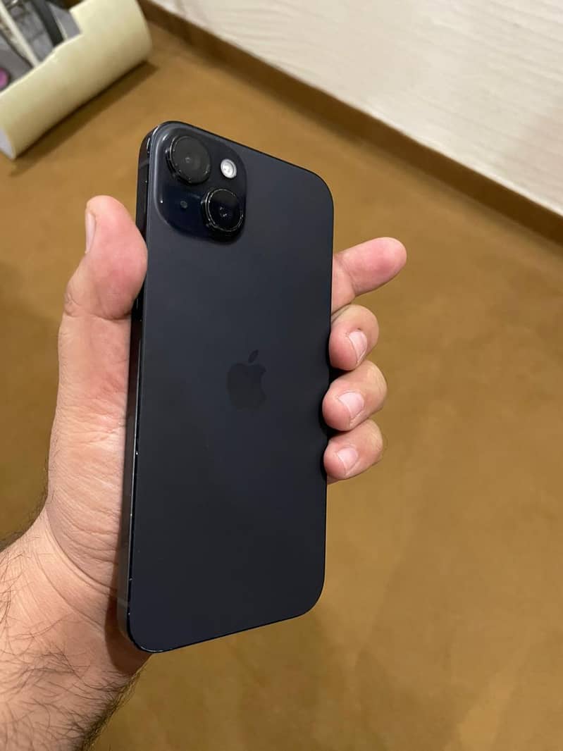 Apple iPhone 15 plus 2