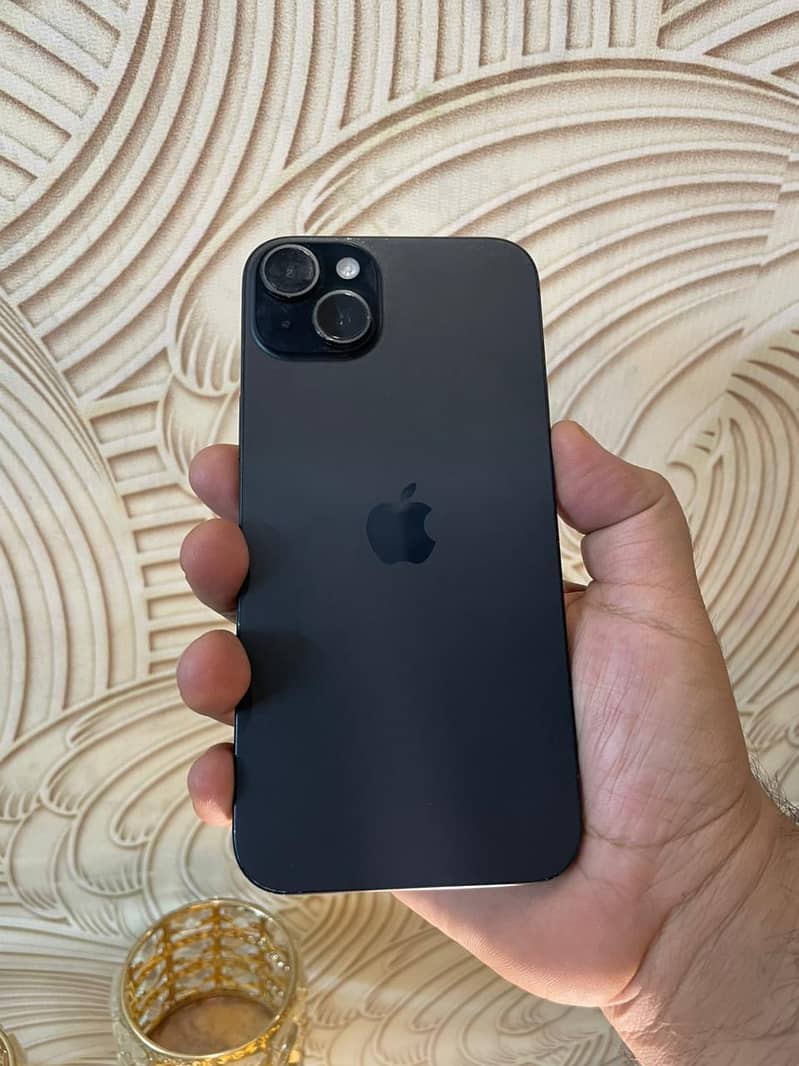 Apple iPhone 15 plus 4