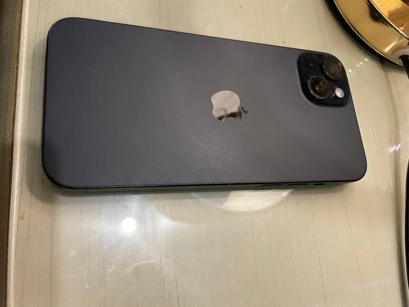 Apple iPhone 15 plus 6