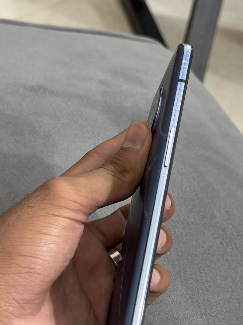 Mobile 4
