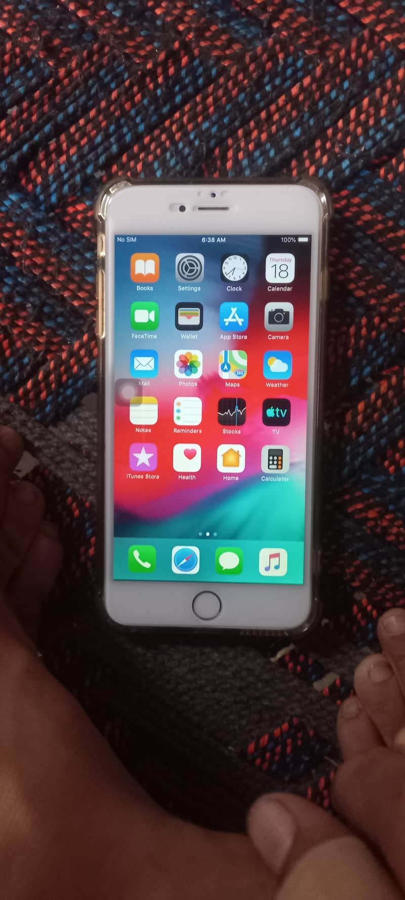 Apple iPhone 6 Plus 0