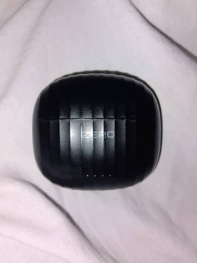 Zero Lifestyle Carbon Earbuds for sale in Islamabad