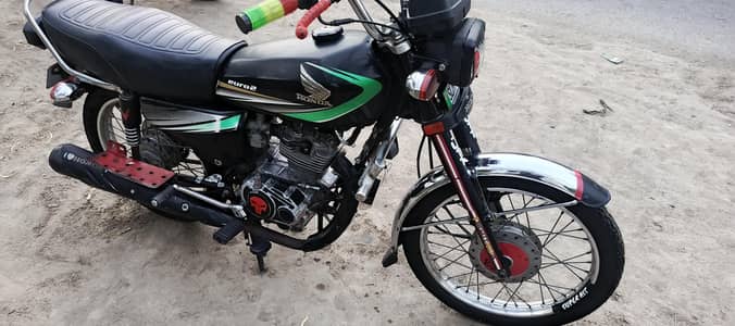 Honda 125 2015 model totally original lush condition