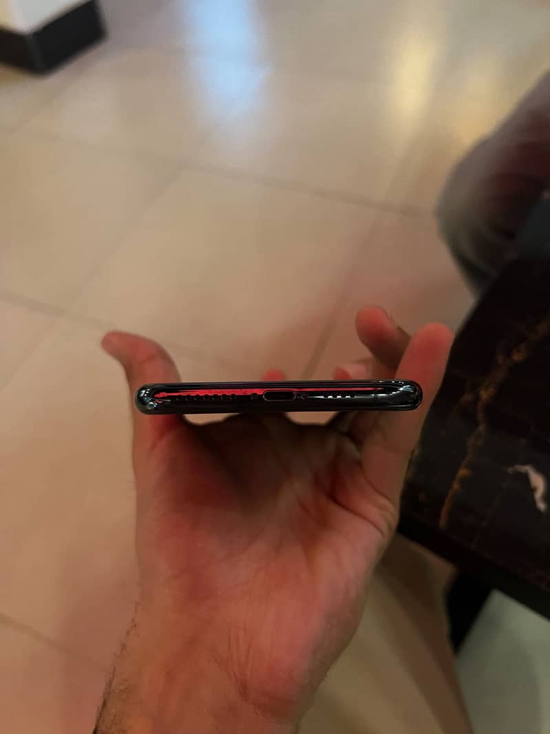 iphone 11 pro max 1