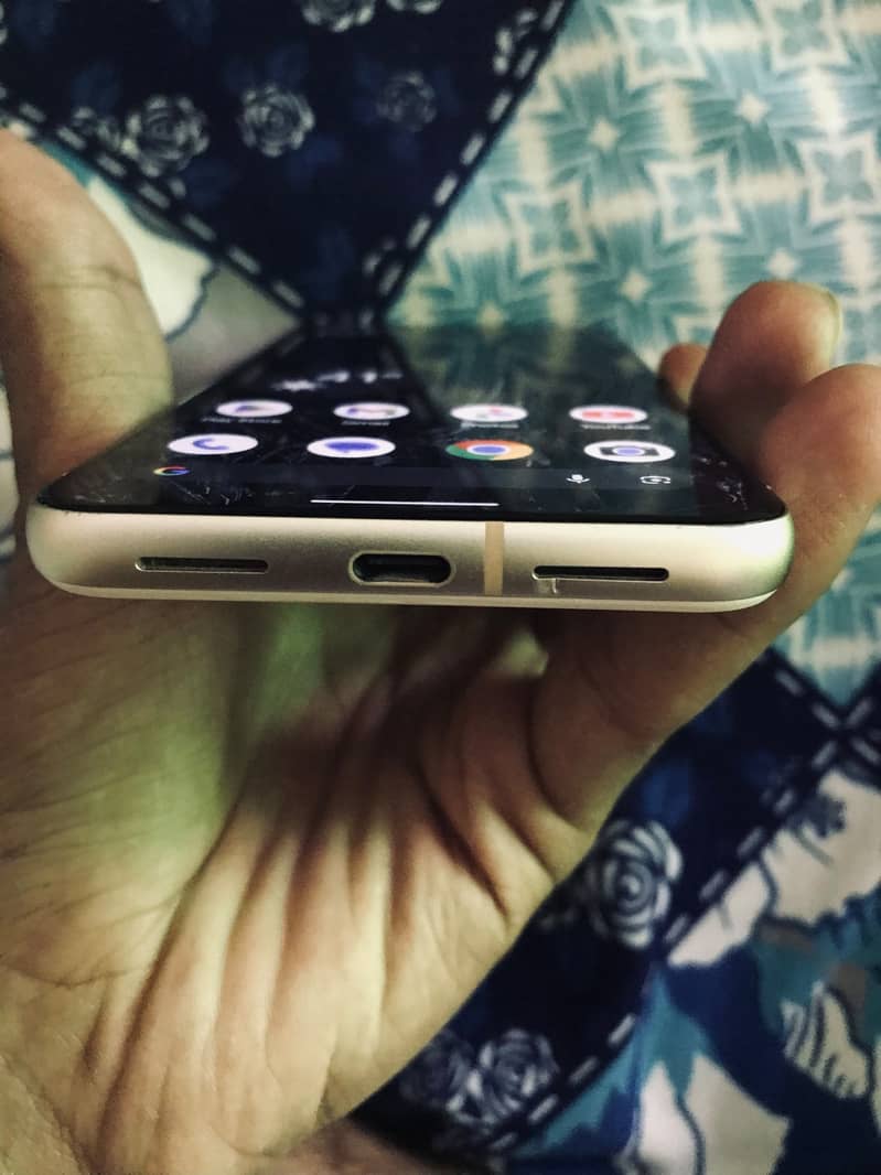 Google Pixel 8 1