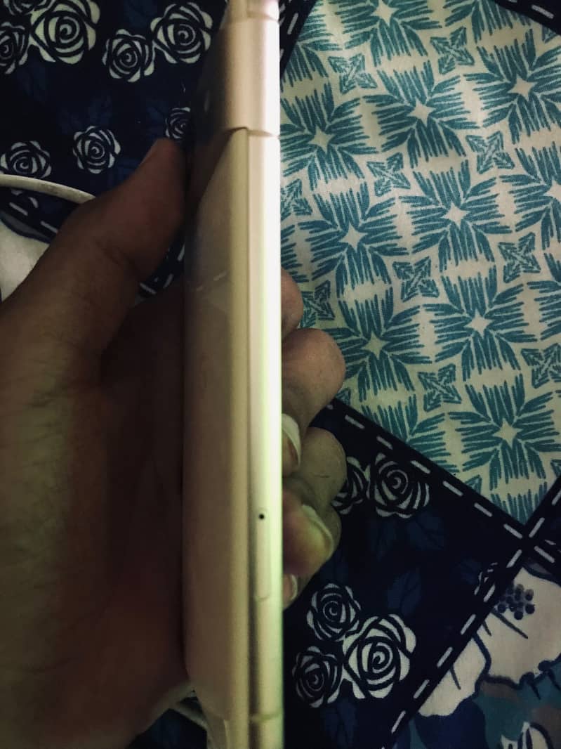 Google Pixel 8 5