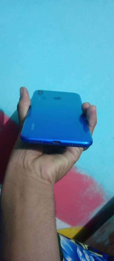 Huawei Y7