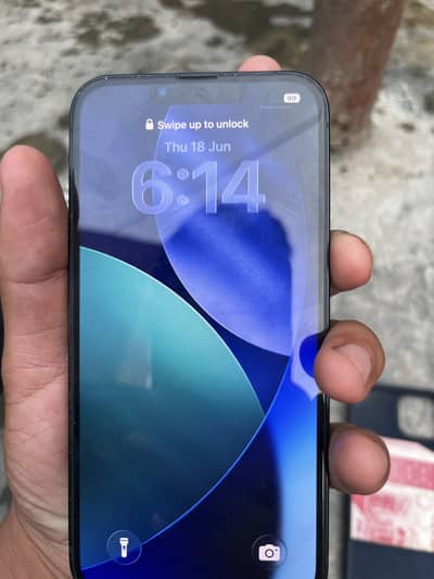 Apple iPhone 13