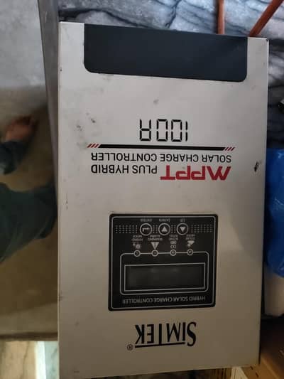 Simtex Mppt plus Hybrid solar charge controller used 100R