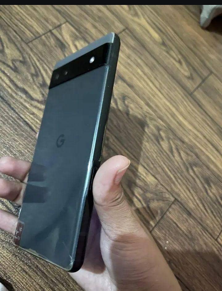 Google Pixel 6a 1