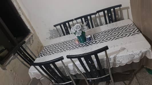 Dining table with 6 chairs