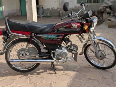CD 70 Red Colour 2021 Model 22 Ki Pati For Sale