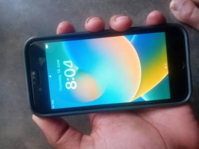Apple iPhone 8