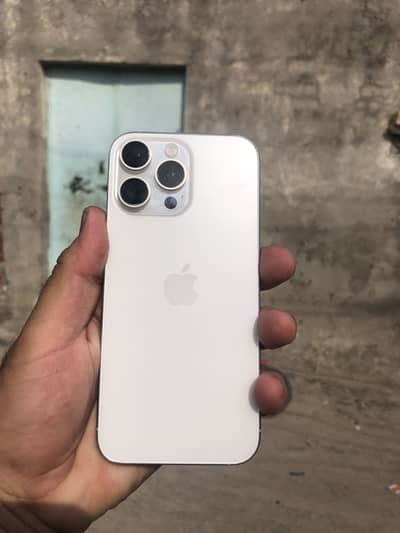 Apple iPhone 16 Pro Max