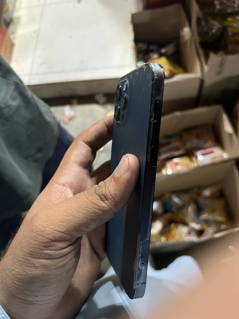 Apple iPhone 12 Pro 0