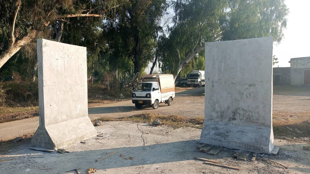 precast security panel 13