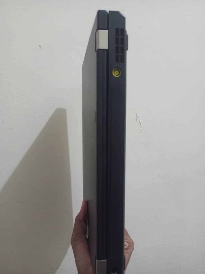 Laptop 8
