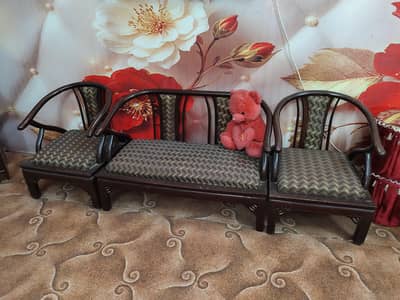 4 seater sofa set small very good condition like a new