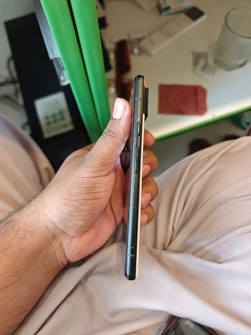 Google Pixel 6 1