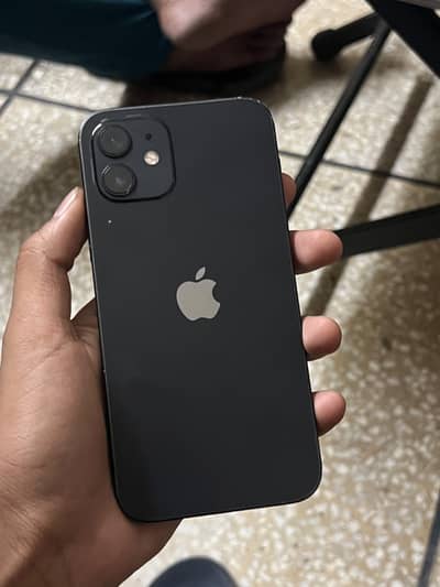 Apple iPhone 12