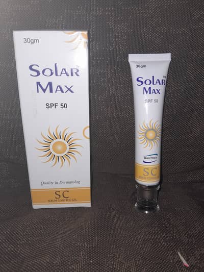 Solar max sunscreen sebum control gell SPF 50