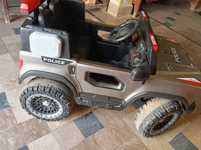 10/8 condition it's electric car 3 in 1 remote manual