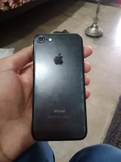 Apple iPhone 7