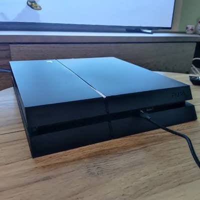 PS4 1TB with original controller