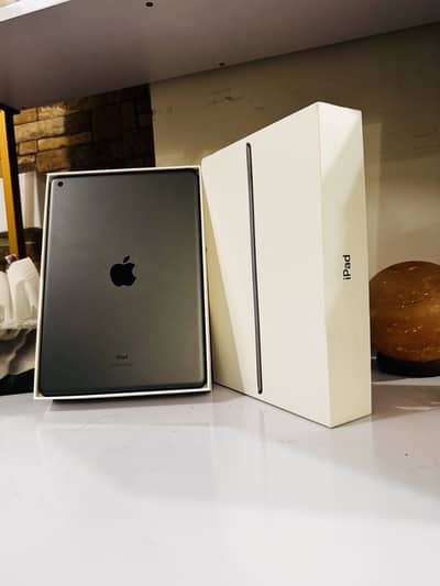 iPad 9th Gen 64 GB 10/10