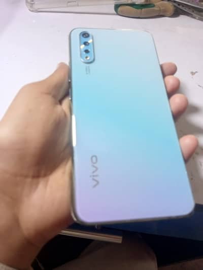 Vivo S1