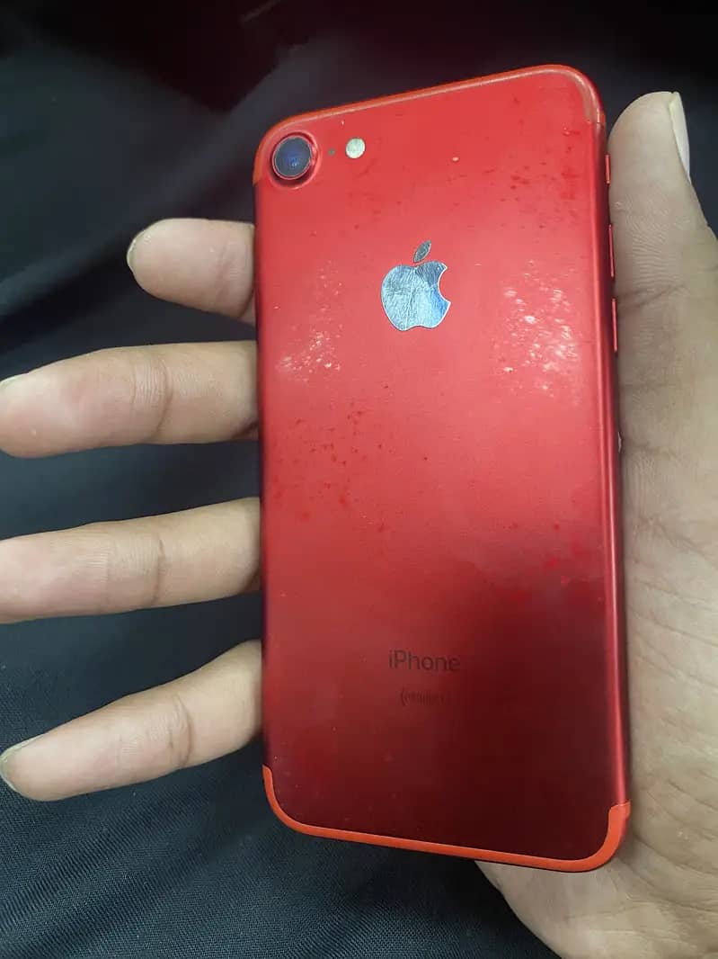 Apple iPhone 7 3