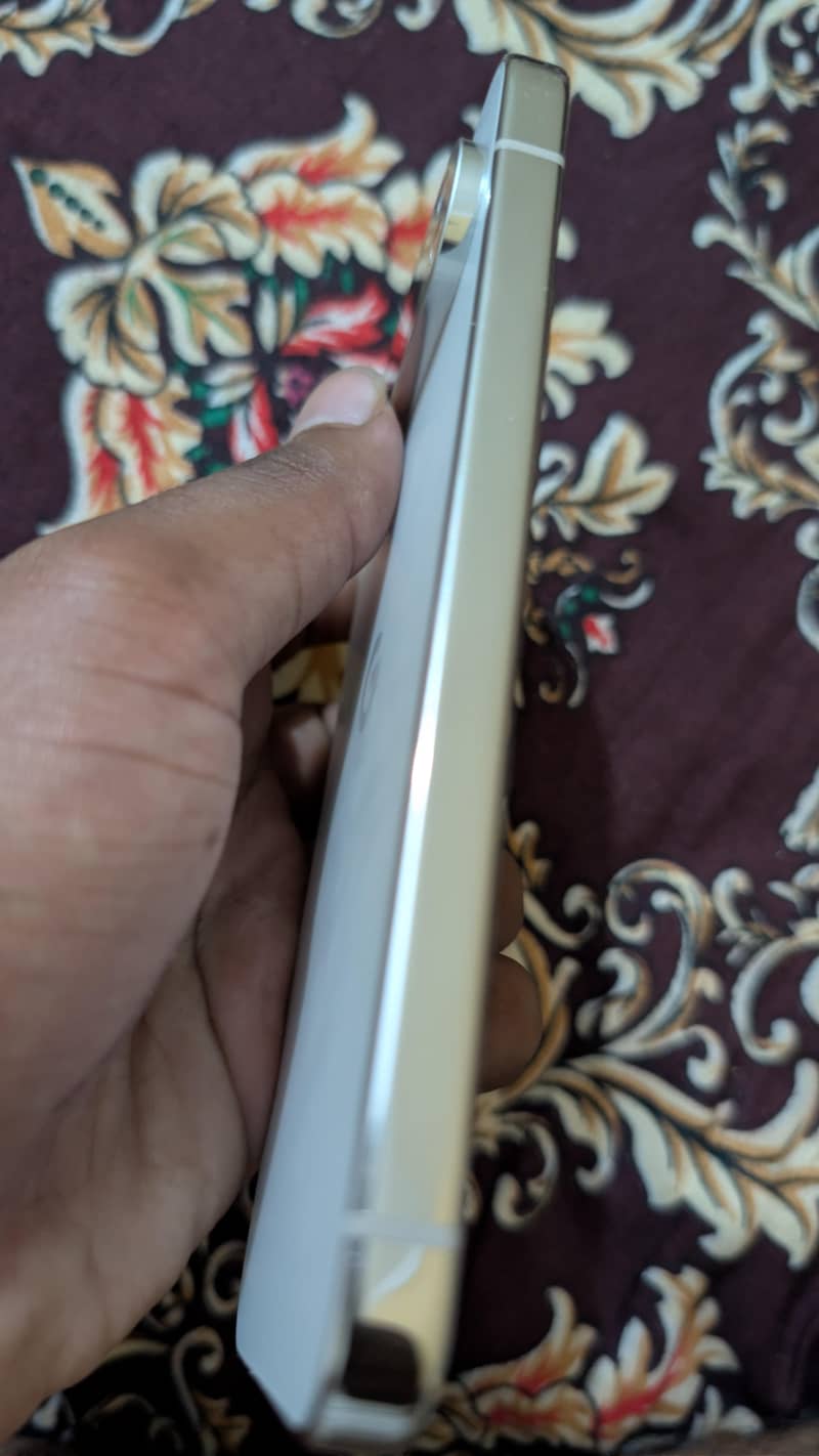 Google Pixel 9 Pro 4