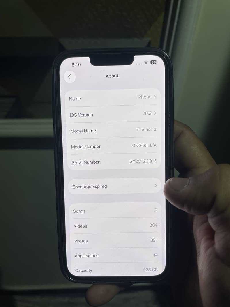 Apple iPhone 13 8