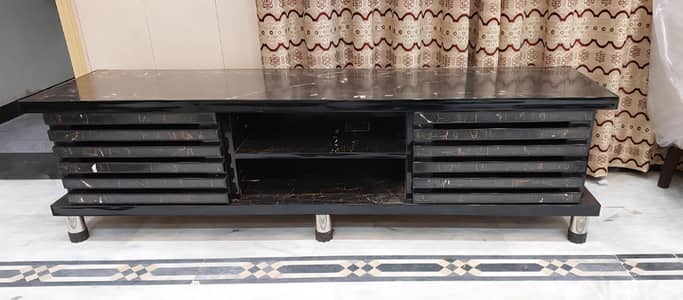 Led media table unique look new condition big size