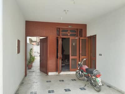 chips marble mix flooring only for family near to park masjid school