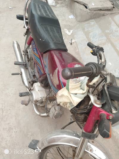 Honda CD 70 Red Color total genuine