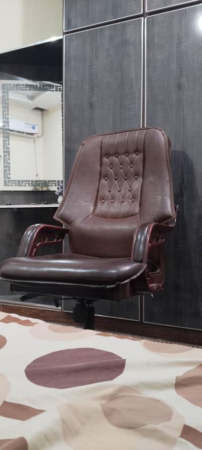 Executive Office Chair for Director/CEO