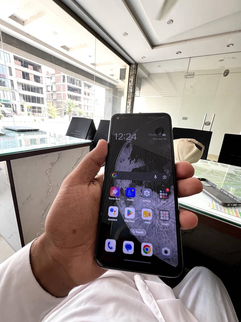 Oppo A76 3